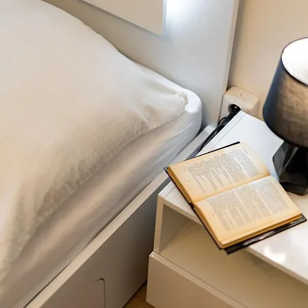 Calm Center Modern Apartment *