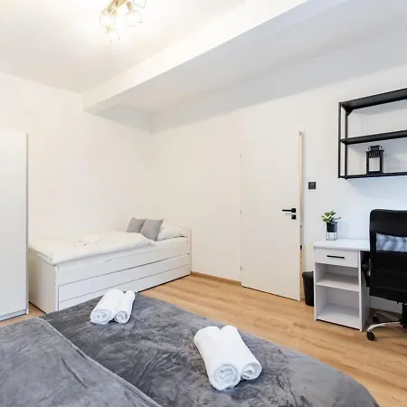 Old Town Garden Apartment With Private Courtyard * Bratislava