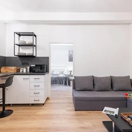 Appartamento Old Town Garden Apartment With Private Courtyard Bratislava